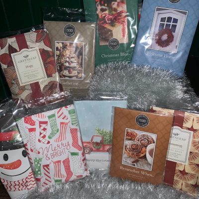 The Olde Christmas Shoppe - Baubles